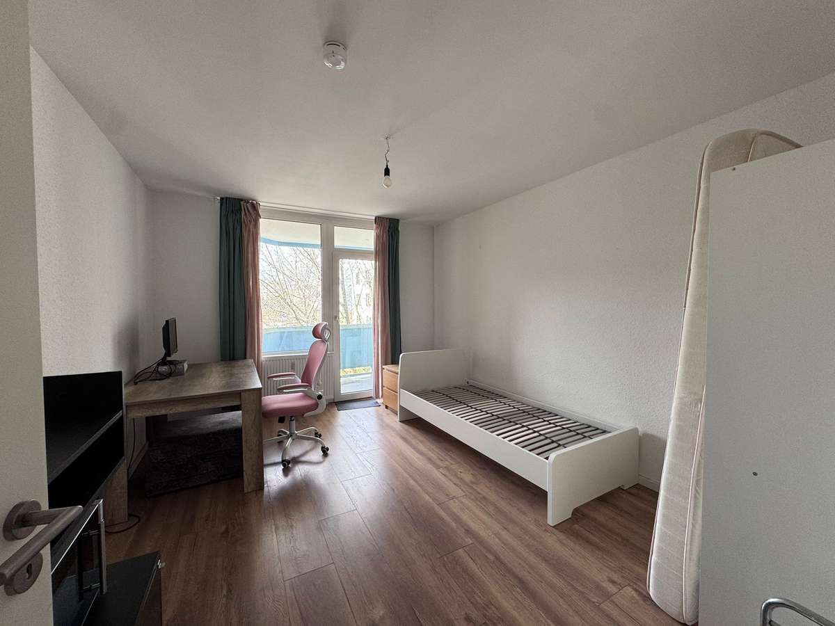 KL - Uni-Wohngebiet, Appartement mit Pantry-Küche und Balkon, Stellplatz - Foto 2